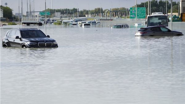 فيضانات الإمارات