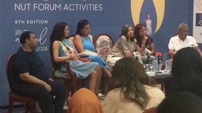 رانيا يوسف: بشتغل مع مخرجين شايفين جمالي فقط.. وبجري بالشهور وراء منتجين عشان فلوسي