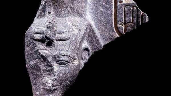 رأس تمثال الملك رمسيس
