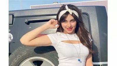 إغماء منار سامي فتاة تيك توك خلال جلسة تجديد حبسها.. ومشادة بين أسرتها والأمن