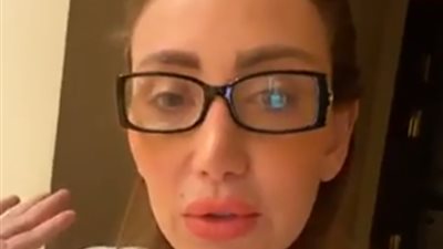 ريهام سعيد عن أزمة طالب الجامعة الأمريكية: “الدين والاحترام مش طرحة هاتلبسيها” (فيديو)