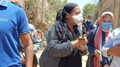 ابنة رجاء الجداوي بعد دفن والدتها: “أخدت أحسن رعاية زيها زي أي حد وبشكر الحكومة” (صور وفيديو)