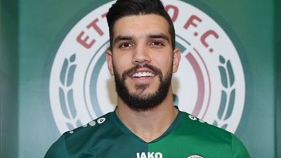 أزارو مُهدد بعدم اللعب في السعودية بعد رفضه التدريب مع الاتفاق (تفاصيل)