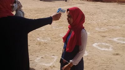 عزل طالب ثانوي منزليًا وعدم دخوله الامتحانات بعد الاشتباه في إصابته بكورونا بالغربية