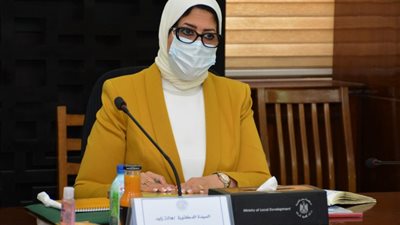 الصحة: تسجيل 981 حالة إيجابية جديدة لفيروس كورونا.. و85 حالة وفاة