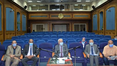 بتسهيلات في نموذج الإجابة.. “التعليم” تبدأ تصحيح امتحان التاريخ لطلاب الثانوية العامة