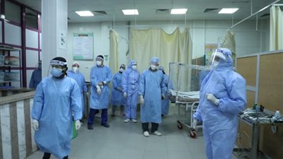 3 تفسيرات.. ما سبب تراجع الإصابات بفيروس كورونا المستجد خلال الفترة الأخيرة؟