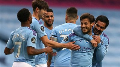 مانشستر سيتي يعلن قميصه الأساسي للموسم الجديد 2020/2021 (صور وفيديو)