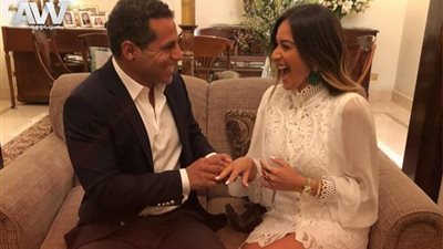 صديق عمرو دياب.. من هو رجل الأعمال عمر طه خطيب أمينة خليل؟ (صور)