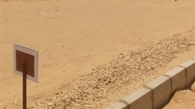 ألفي أسرة يطالبون محافظ الإسماعيلية بحل مشكلة 4 جمعيات إسكان ومنحهم تراخيص بناء (صور)