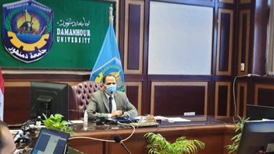 رئيس جامعة دمنهور: تطبيق التصحيح الآلي وإعلان نتائج جميع الكليات قبل 20 أغسطس