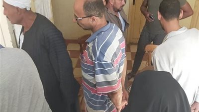 رغم التحذيرات.. الوحدات المحلية بالباجور تستقبل المواطنين بدون “كمامات” (صور)