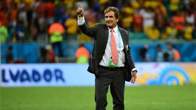 بينتو يعلن قائمة الإمارات استعدادًا لتصفيات المونديال وكأس آسيا