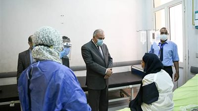 إحالة 3 أطباء بمستشفى حميات قنا للنيابة العامة لتزويرهم تقارير طبية