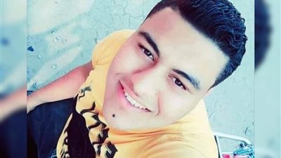 “بتعاكس أختي”.. جريمة الأصدقاء راح ضحيتها الطالب الشهم (صور وتفاصيل)