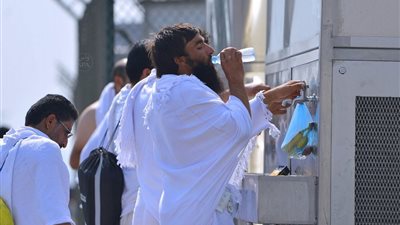 السعودية: تقديم ماء زمزم في عبوات لتوزيعها على الحجاج ومنع مبردات المياه