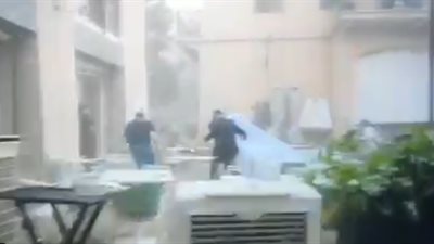 شاهد عروس يتحول زفافها لنكبة لحظة انفجار بيروت