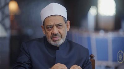 شيخ الأزهر يوجه بإرسال قافلة طبية وإغاثية عاجلة إلى لبنان