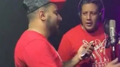 بعد “باتون باليه بالسمسم هات”.. حمو بيكا يتلعثم في نطق اسم أغنيته الجديدة (فيديو)