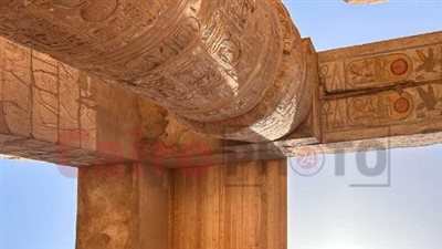 بدء المرحلة الثانية من تغطية صالة الأعمدة الكبرى في معابد الكرنك | بث مباشر