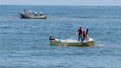مصرع شخص صعقا بالكهرباء على مركب صيد بدمياط