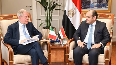 وزير التجارة: إيطاليا أكبر شريك لمصر بالاتحاد الأوروبي.. والاستثمارات تخطت 3 مليارات دولار