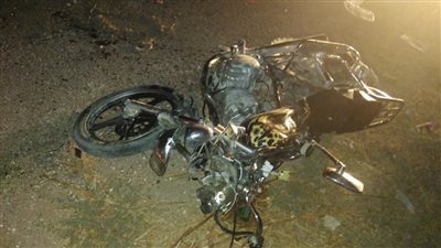 مصرع شاب وإصابة آخر في تصادم دراجتين ناريتين بالفيوم 