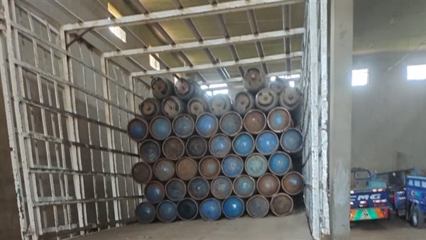 ضبط أسطوانات غاز