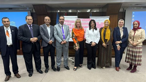 جانب من الحضور 