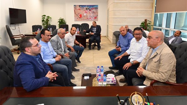 اجتماع وزير الإسكان