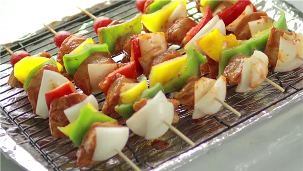 الشيش طاووق