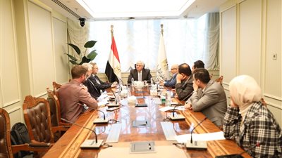 وزير التعليم العالي يبحث افتتاح فرع لجامعة أبردين البريطانية بمصر