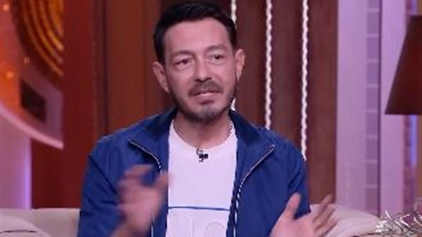 الفنان أحمد زاهر