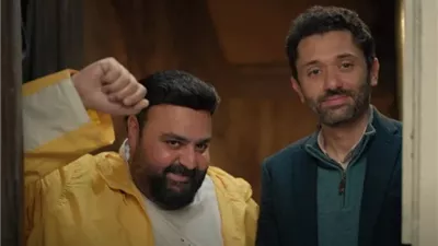 عايز أتمرمغ في حضنك.. شيكو يكشف سر لازمته الشهيرة بمسلسل خالد نور وولده نور خالد