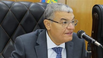 محافظ المنيا يناقش خطة الاستعدادات لاستقبال عيد القيام وشم النسيم بمختلف القطاعات الخدمية