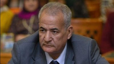 أبي وحبيبي وسندي.. ابن شيخ محامي الأقصر ونقيبهم السابق ينعى أبيه برسالة مؤثرة| صور