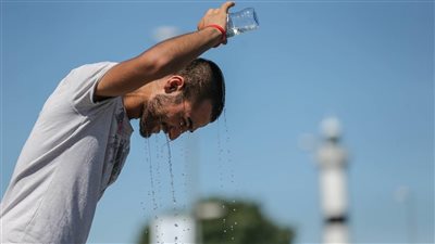 بدلًا من التأفف.. دعاء الحر الشديد وكلمات الاستعاذة من نار جهنم