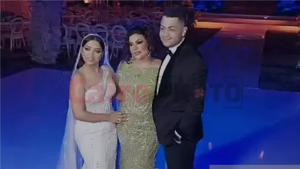 بدرية طلبة وابنتها