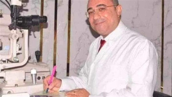 الدكتور أيمن عماد