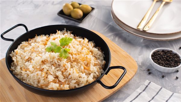 طريقة عمل الأرز بالشعرية