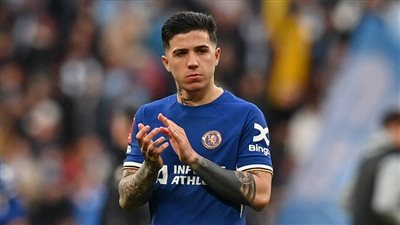 انتهاء موسم إنزو فرنانديز مع تشيلسي بسبب الإصابة
