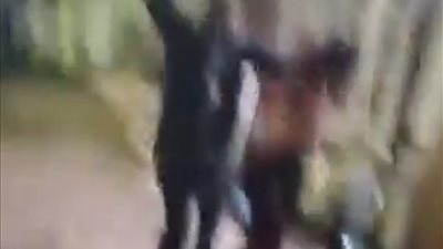 أثار غضب المتابعين.. شخص يعتدي على شاب من ذوي الهمم في الدقهلية 