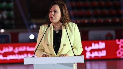 رئيس الاتحاد الإفريقي للطائرة: ثقتنا كبيرة في عراقة الأهلي ونشكره على استضافة بطولة إفريقيا