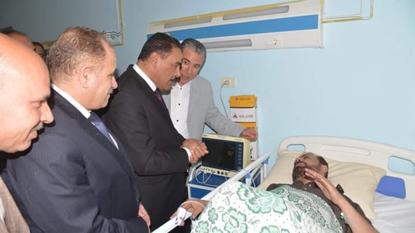 محافظ مطروح يطمئن