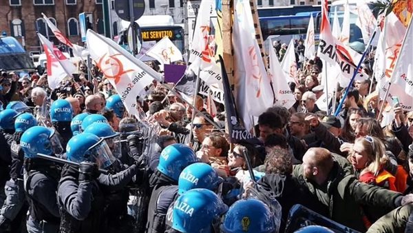 احتجاجات البندقية