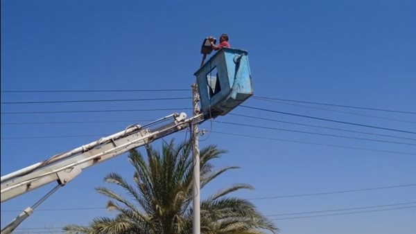 صيانة أعمدة الإنارة