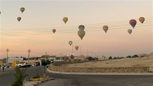 البالون الطائر بالأقصر
