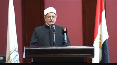 هل يصح ربط آيات القرآن الكريم بالاكتشافات العلمية؟.. رئيس جامعة الأزهر يوضح
