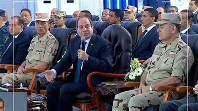 مرتبات تصل لـ100 ألف دولار.. التعليم توجه بمواكبة المناهج الجديدة للتحول الرقمي بعد حديث الرئيس عن البرمجة