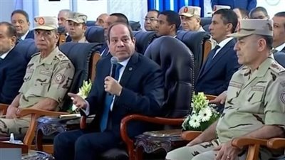 السيسي: اللي بنعمله دا بلد غلبانة زي مصر متفكرش فيه.. لكن إحنا عملناه | بث مباشر